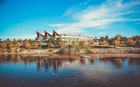 Kronos Hotel